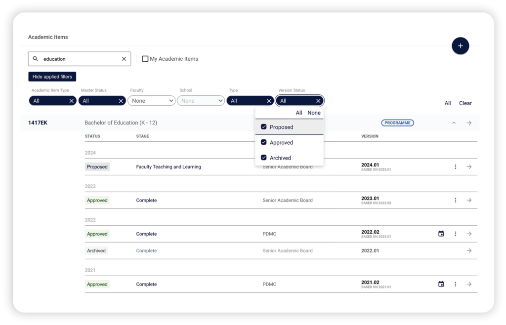 CourseLoop Curriculum Management UI showing versioning capability.